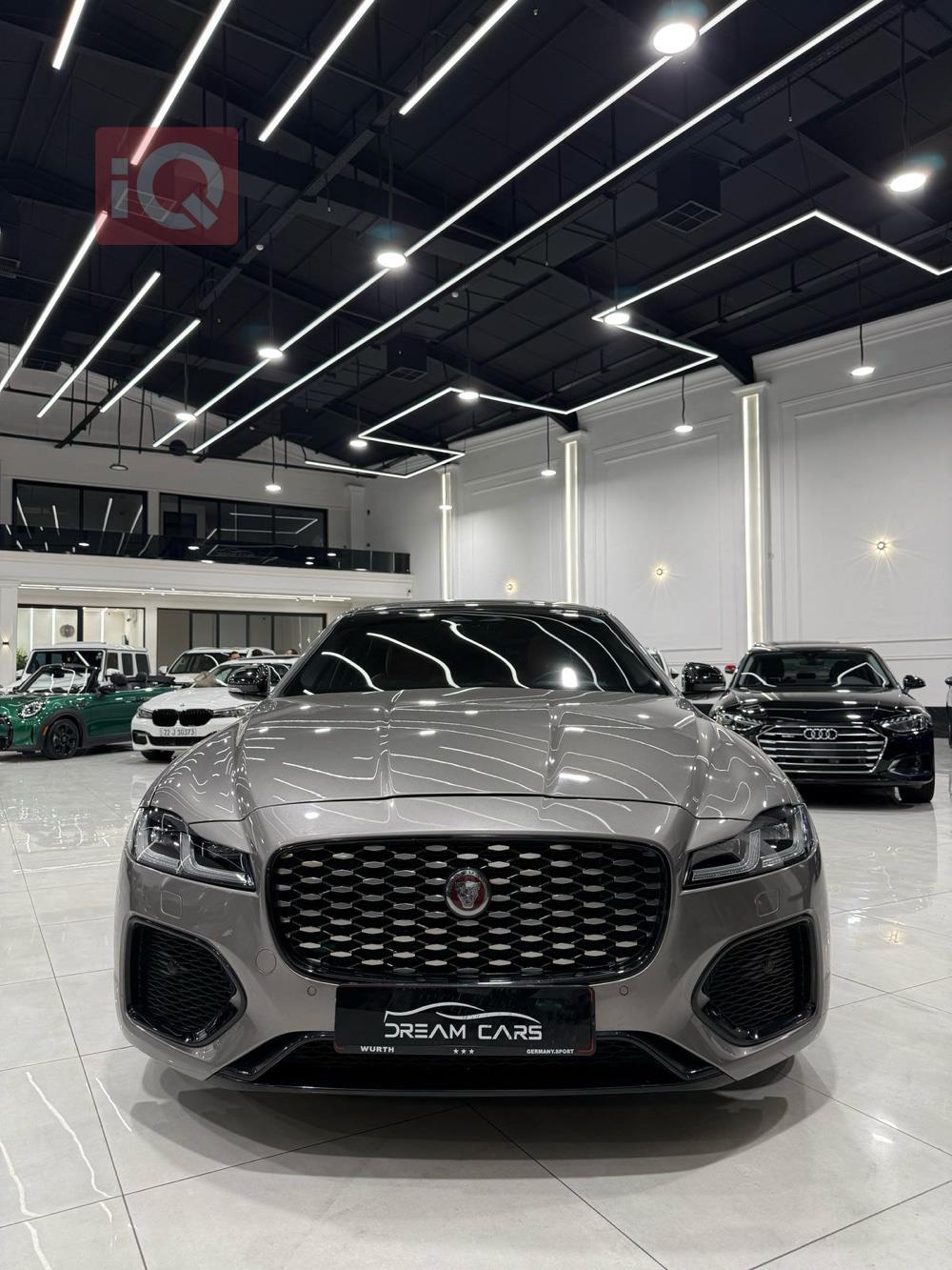 جاگوار XF
